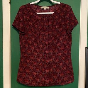 LOFT red + navy women’s top